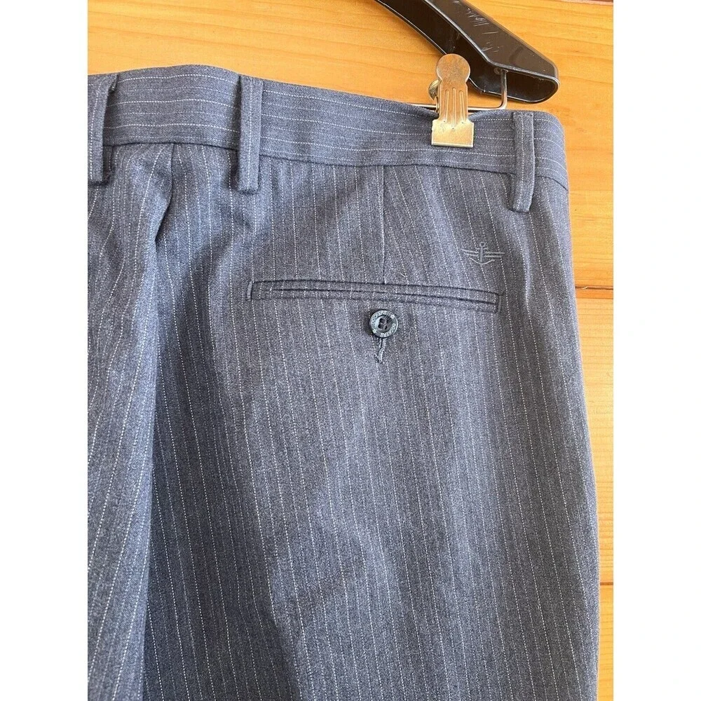 EUC Dockers Signiture Straight Fit Flat Front Gray Pin Stripe Khaki's 34X32
